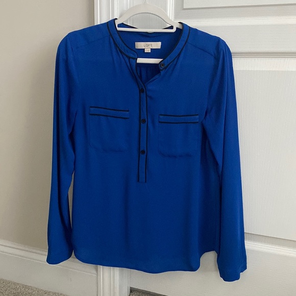 LOFT Tops - LOFT long sleeve blue blouse